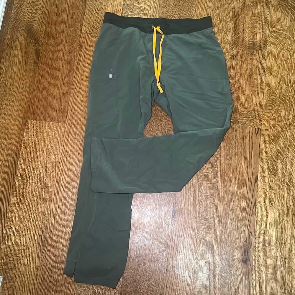 Figs Scrub Pants